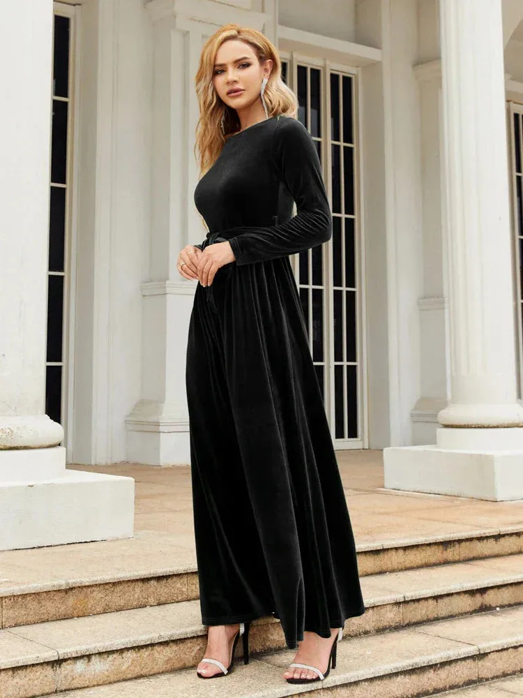 Dahlia | Luxurious Velvet Gown